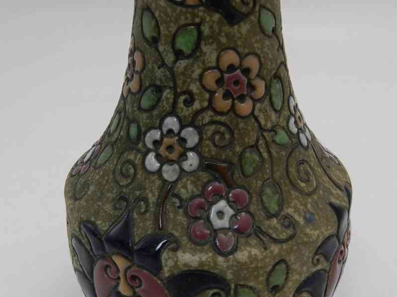 Krásná secesní Váza plastický reliéf Amphora Teplice - foto 3