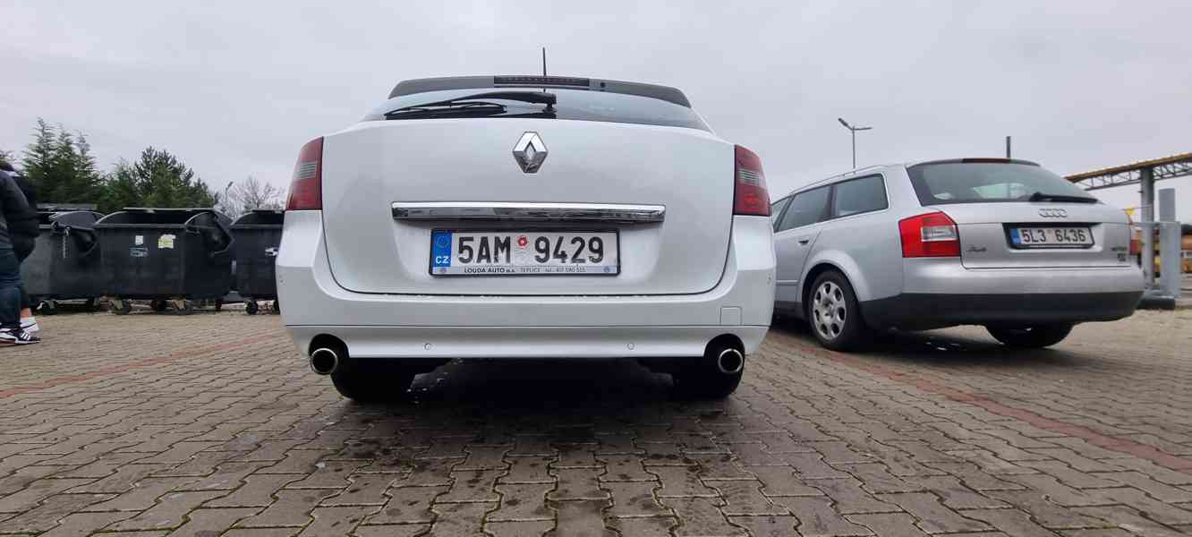 Renault Laguna III - foto 5