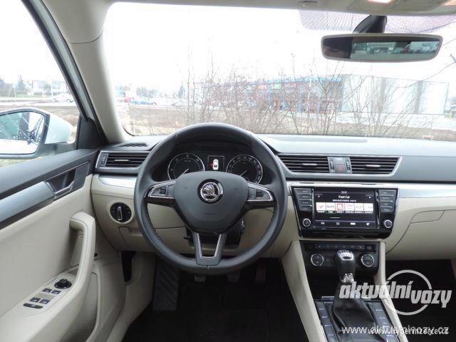 Škoda Superb 2.0, nafta, vyrobeno 2015, navigace, kůže - foto 30