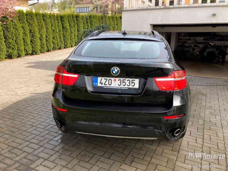 BMW X6 36,0D, černá metalíza - foto 3