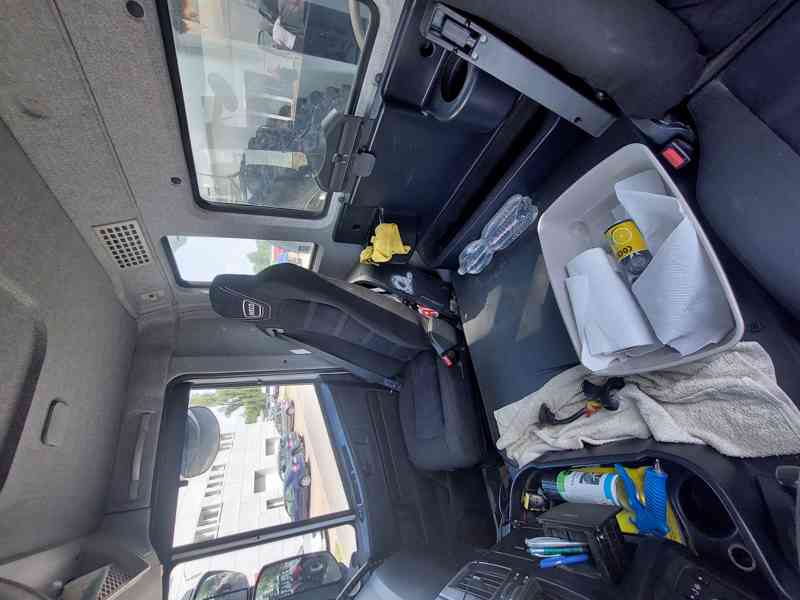 IVECO AD410T45W 8x8 sklápěč VS Mont S1 - foto 12