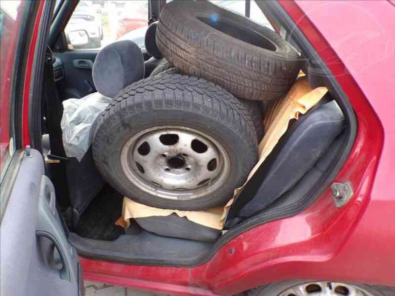 Škoda Felicia 1,3 TAŽNÉ ZAŘÍZENÍ - foto 8