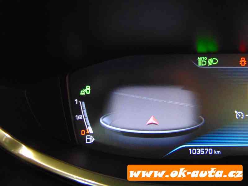 Peugeot 3008 1.6 BLUEHDI ALLURE LCD COCKPIT-DPH  - foto 17