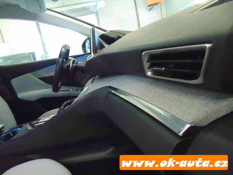 Peugeot 3008 1.6 BLUEHDI ALLURE LCD COCKPIT-DPH  - foto 13