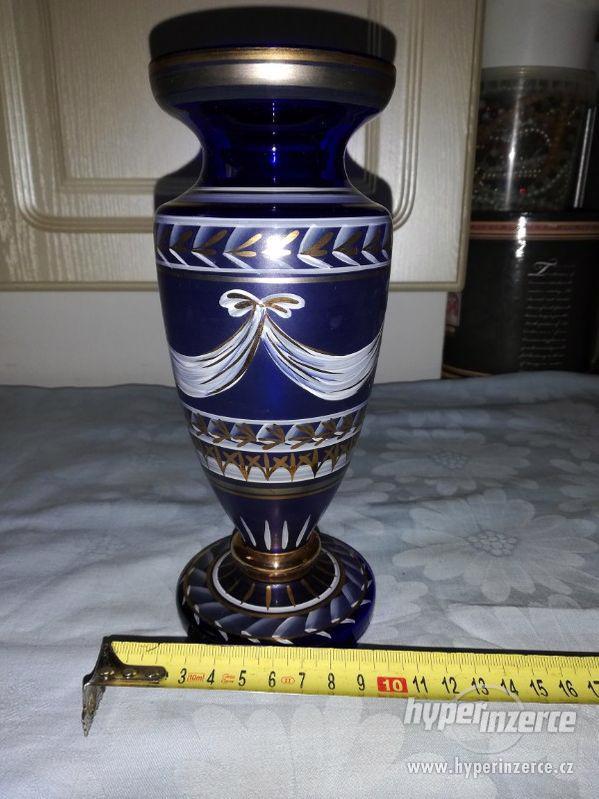 Modrá váza - zdobená - nádherná - foto 1