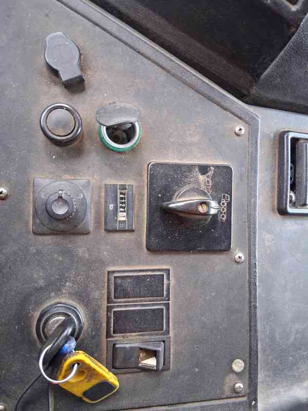 AUTOJEŘÁB LIEBHERR 1030/2–35 t | 44 m | PRACOVNÍ STROJ SS |  - foto 11