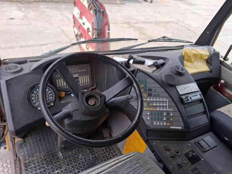 AUTOJEŘÁB LIEBHERR 1030/2–35 t | 44 m | PRACOVNÍ STROJ SS |  - foto 8