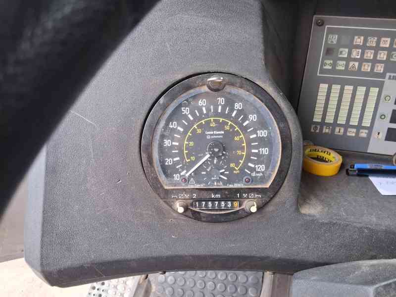 AUTOJEŘÁB LIEBHERR 1030/2–35 t | 44 m | PRACOVNÍ STROJ SS |  - foto 14