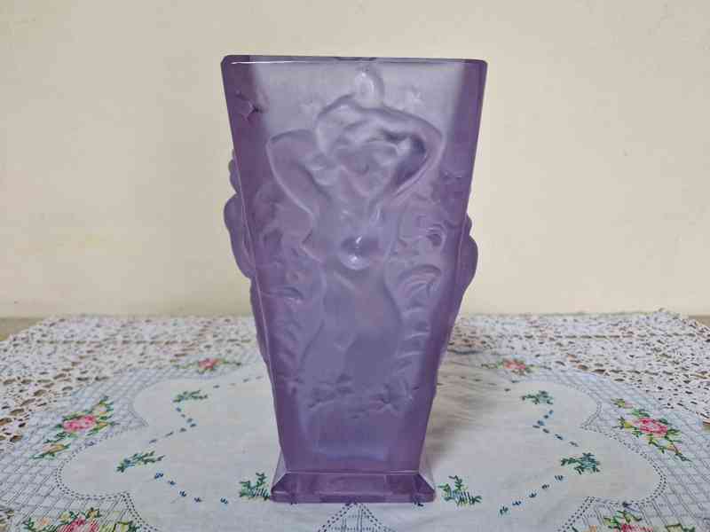Luxusní fialová Art Deco velmi masivní Váza s Akty  - foto 3