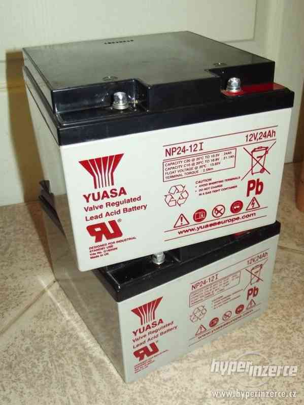 2 záložní akumulátory (baterie) Yuasa NP 24-12i (24Ah, 12V) - foto 1