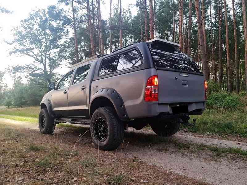 Toyota Hilux 2,5D4D Pickup Double Cab 88kw - foto 9