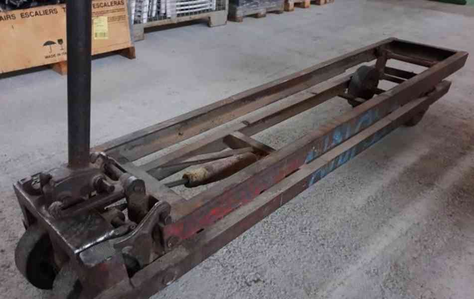 Paletový zdvižný vozík 1600 kg (13719.) - foto 4