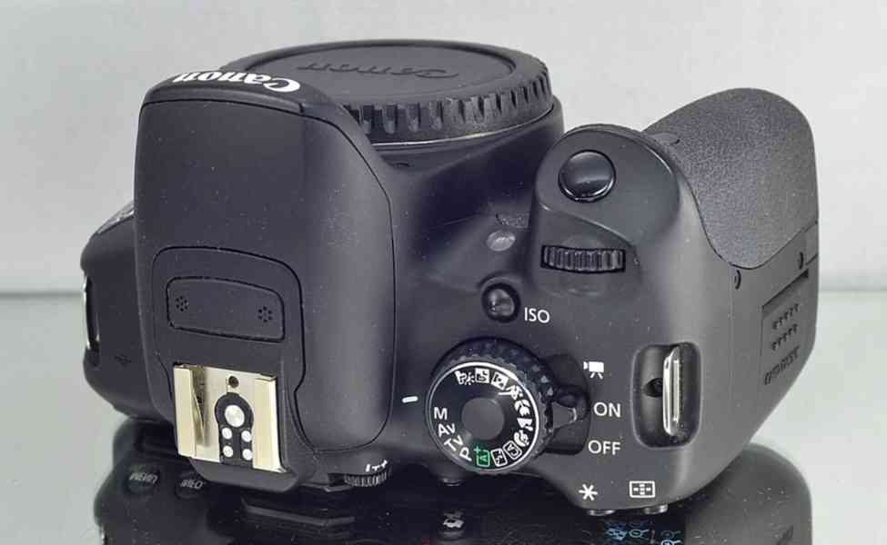 Canon EOS 650D *DIGIC5 18 MPix*Full HDV*22500 Exp. - foto 5