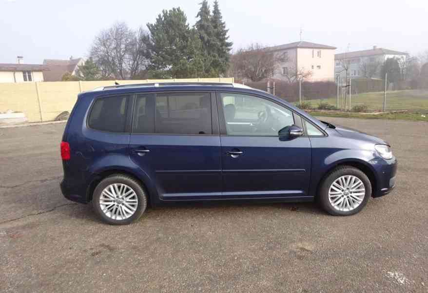 VW TOURAN 2.0 TDI r.v.2014 (103 kw) AUTOMAT - foto 3