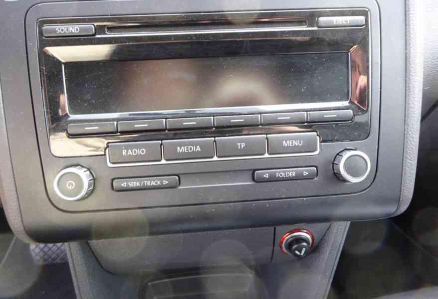 VW TOURAN 2.0 TDI r.v.2014 (103 kw) AUTOMAT - foto 12