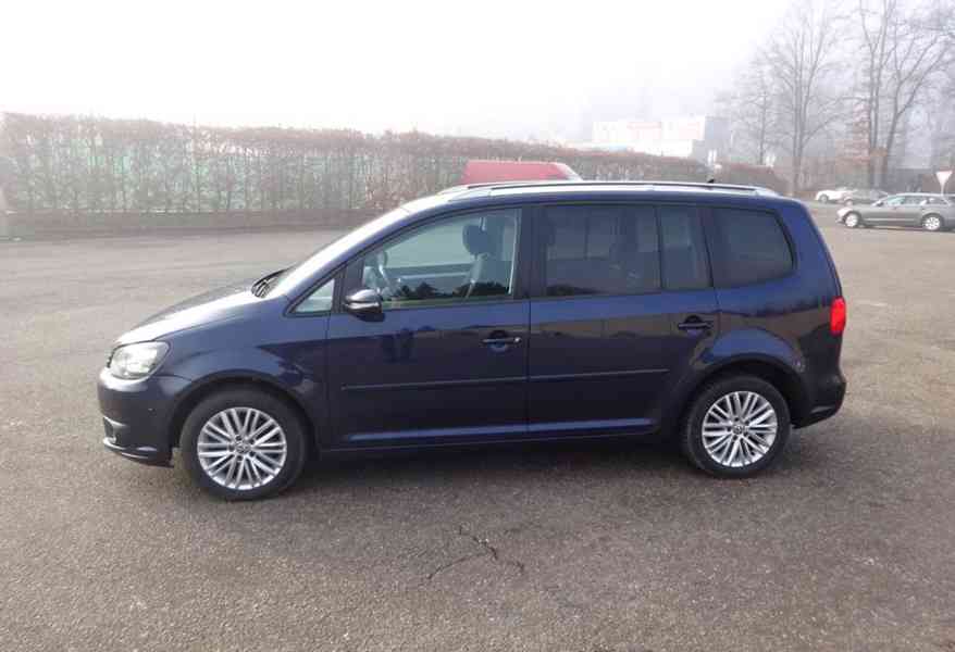 VW TOURAN 2.0 TDI r.v.2014 (103 kw) AUTOMAT - foto 2