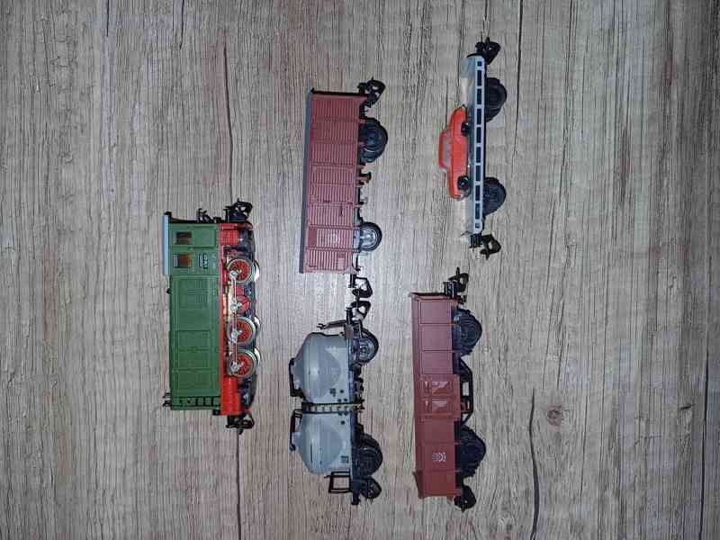 Sada vláčků.  TT - foto 2