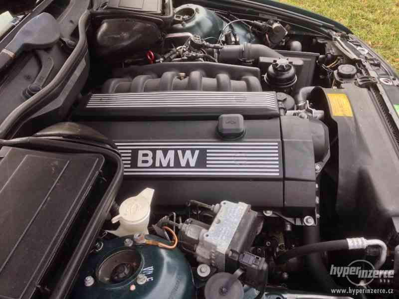 BMW 523i E39 - velmi pěkné, nutné vidět, zimní pneu - foto 13