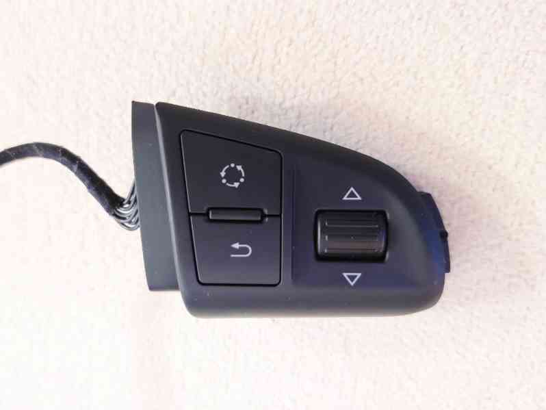 NOVÝ Škoda Octavia II multifunkční volant - foto 11