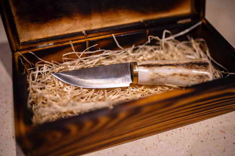 Malý lovecký nůž - foto 3