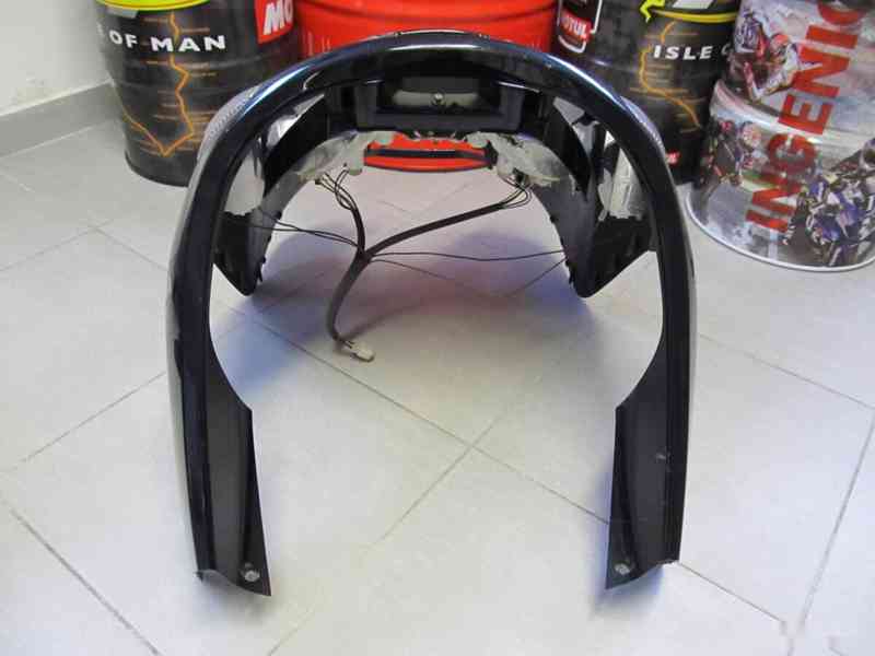 Přední kapota Yamaha T-MAX (2004) - foto 2