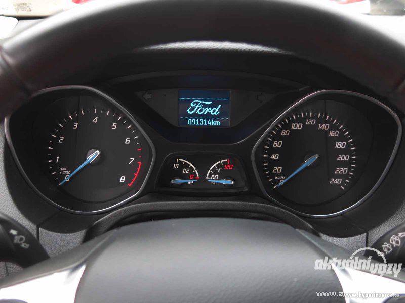 Ford Focus 1.0, benzín, RV 2013 - foto 17