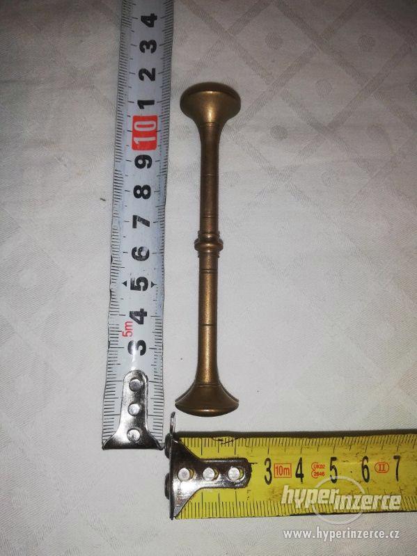 Miniaturní hmoždíř s paličkou - váha cca 252,2g - foto 2