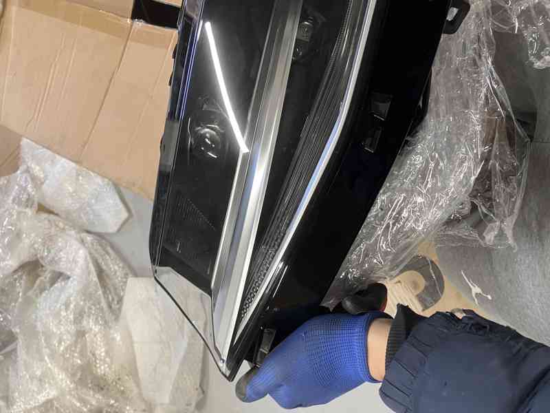 predni svetlo vw multivan t7 iq light levy leve - foto 7