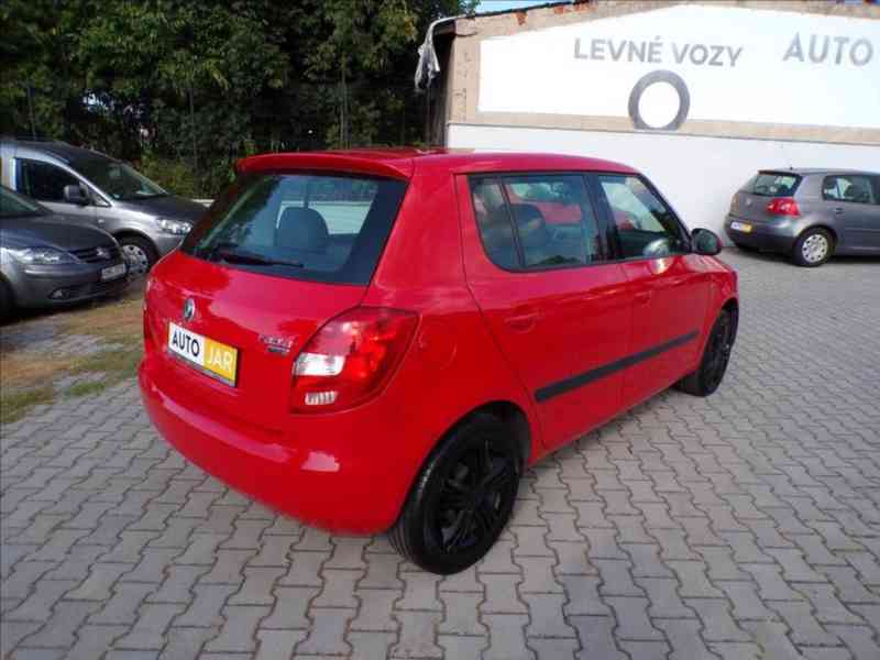 Škoda Fabia 1,6 16V AUTOMAT - foto 4