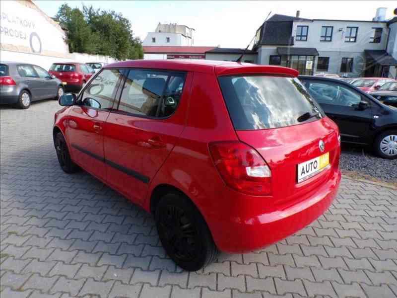 Škoda Fabia 1,6 16V AUTOMAT - foto 3