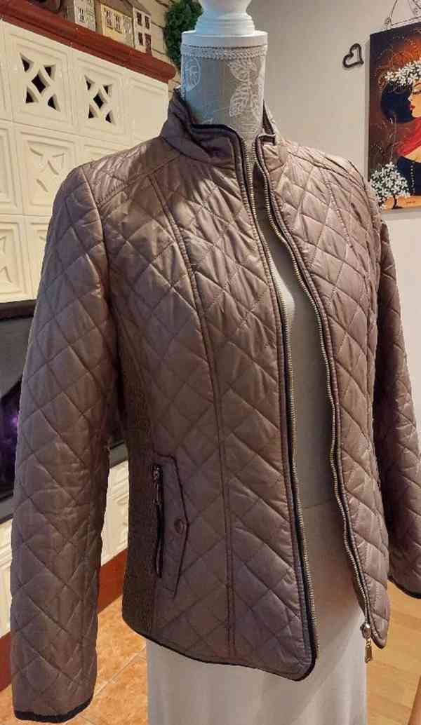 Dámská prošívaná štepovaná bunda - foto 6