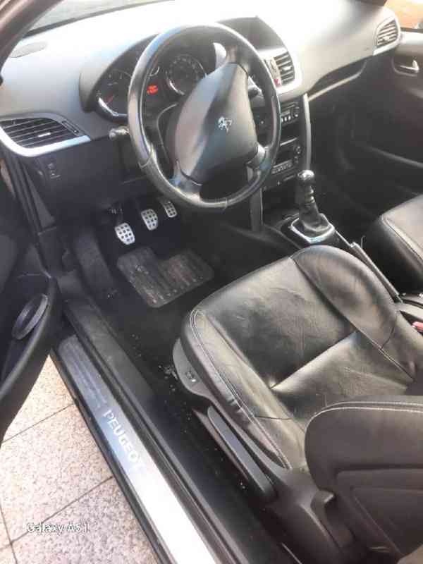 PEUGEOT 207 CC 1.6 HDi Kabriolet - foto 9