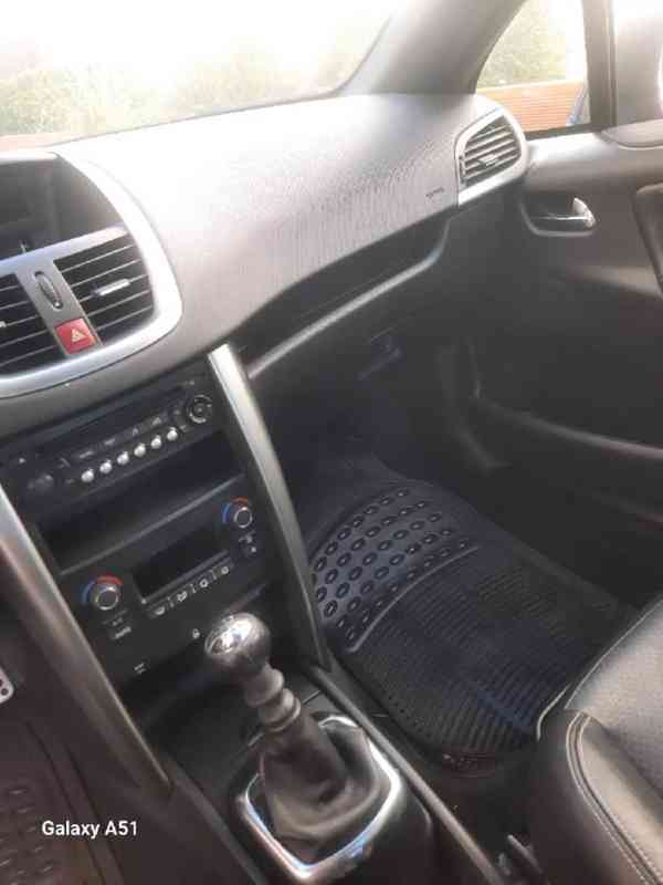 PEUGEOT 207 CC 1.6 HDi Kabriolet - foto 7