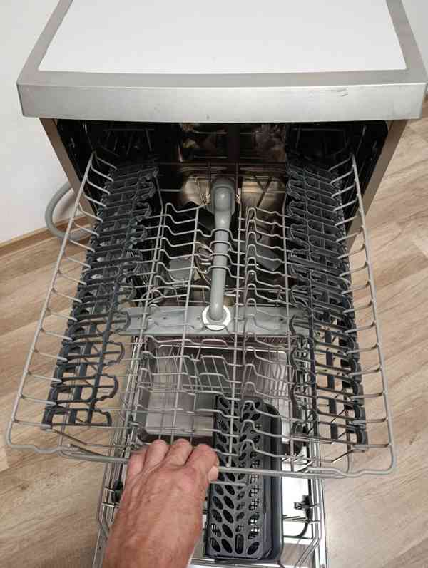 Myčka ELECTROLUX EnergySaver - nefůnkční na díly nebo opravu - foto 11