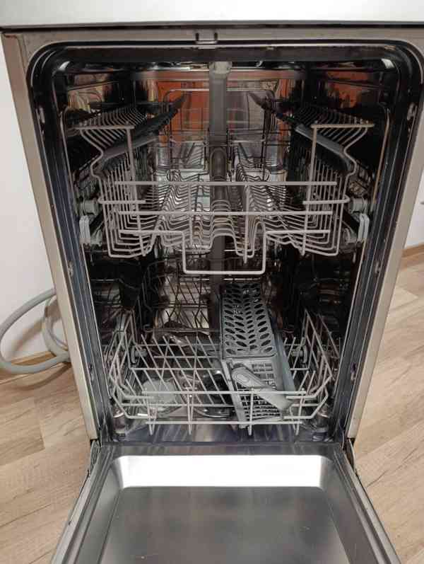 Myčka ELECTROLUX EnergySaver - nefůnkční na díly nebo opravu - foto 12