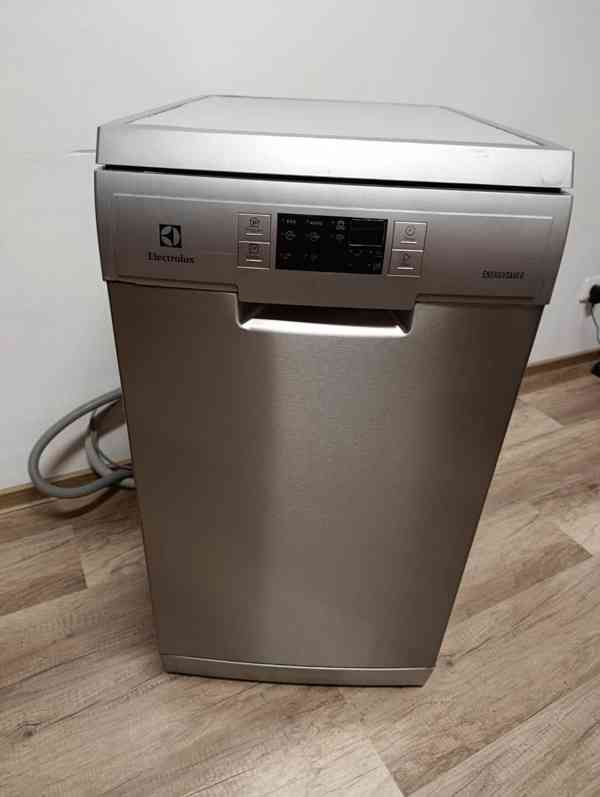 Myčka ELECTROLUX EnergySaver - nefůnkční na díly nebo opravu - foto 2