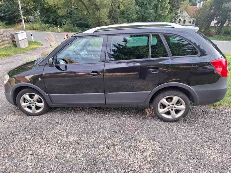 Škoda Fabia 1,6   2 scout - foto 5