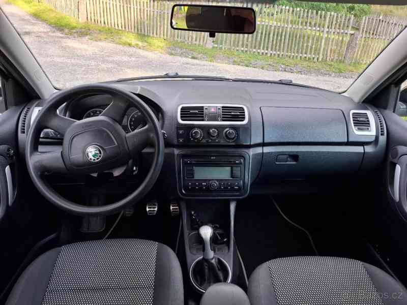 Škoda Fabia 1,6   2 scout - foto 6