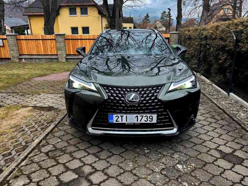 Lexus UX 250h 5/2023 /4x4/ možný odpočet DPH - foto 1