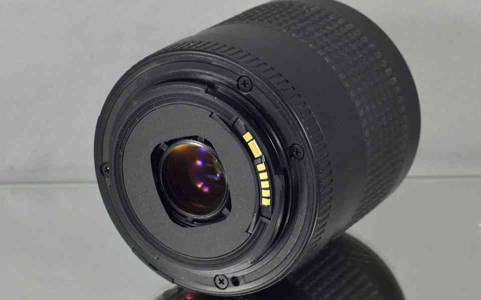 Canon EF 80-200mm f/4.5-5.6 II **APS-C TELE-ZOOM - foto 5