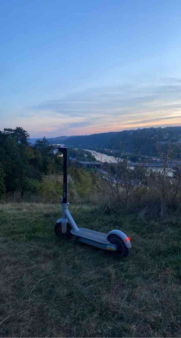 Elektrokoloběžka Ninebot by Segway Max G30LE - foto 7