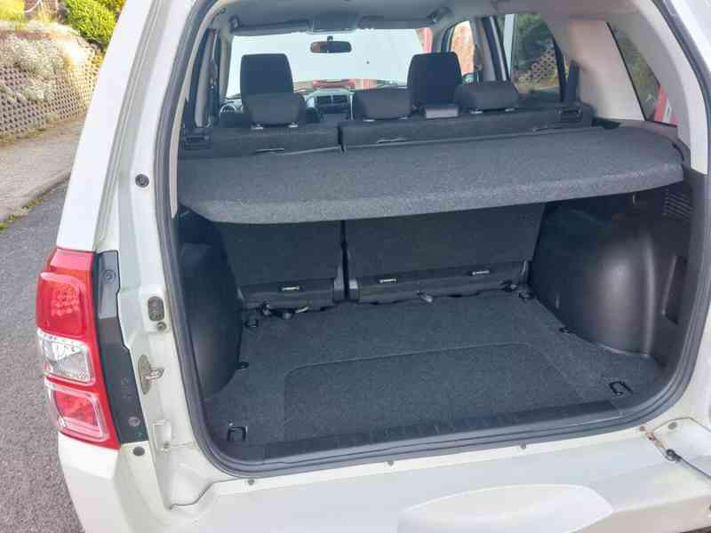 Suzuki Grand Vitara 2.4i Comfort benzín 124kw - foto 2