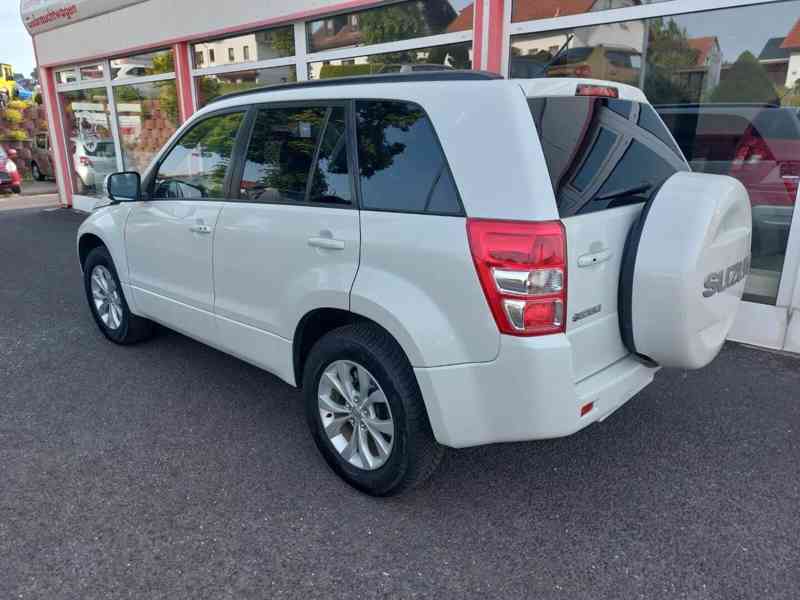 Suzuki Grand Vitara 2.4i Comfort benzín 124kw - foto 3