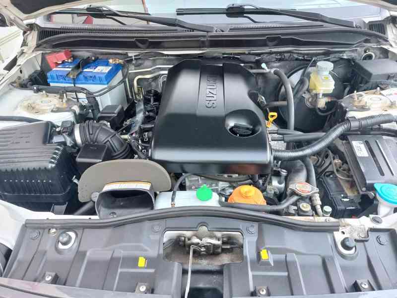 Suzuki Grand Vitara 2.4i Comfort benzín 124kw - foto 5