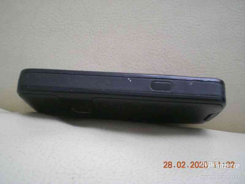 Nokia 3110c - plně funkční mobilní telefony z r.2007 - foto 4