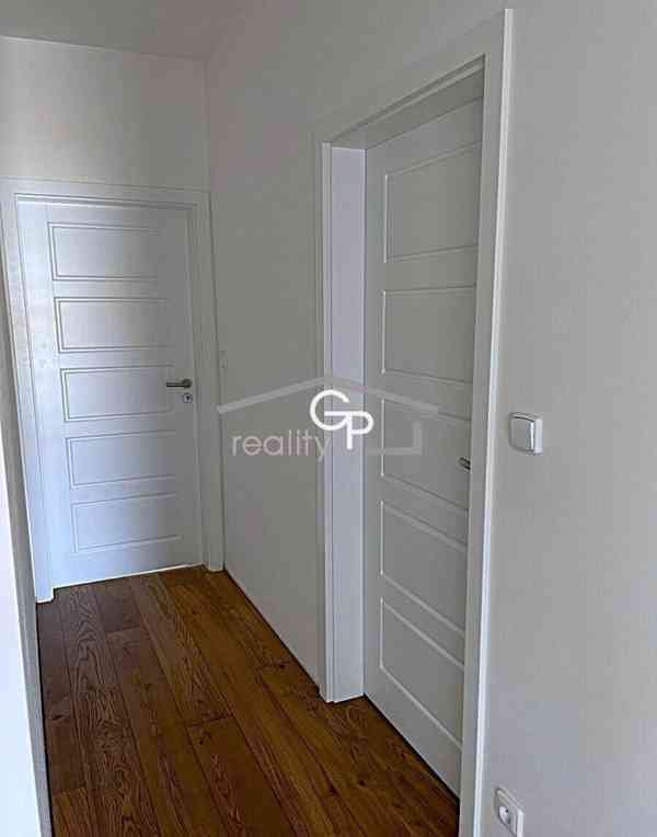 Pronájem 2+kk s bal. a park. stáním v Č. Budějovicích - foto 11