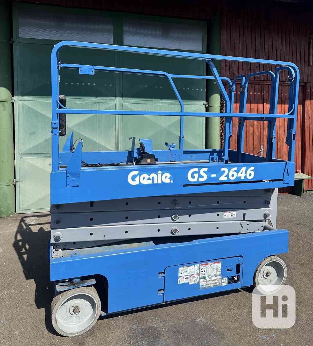 Pracovní nůžková aku plošina Genie GS 2646 - foto 1