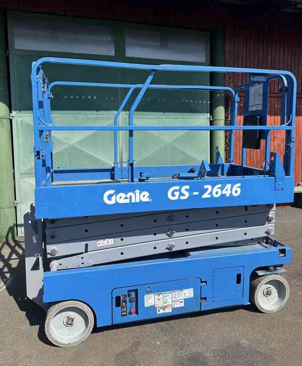 Pracovní nůžková aku plošina Genie GS 2646 - foto 2