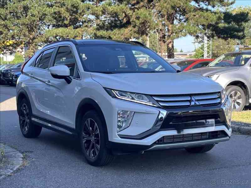 Mitsubishi Eclipse Cross 1,5   8 AT INTENSE 4WD AT - foto 1