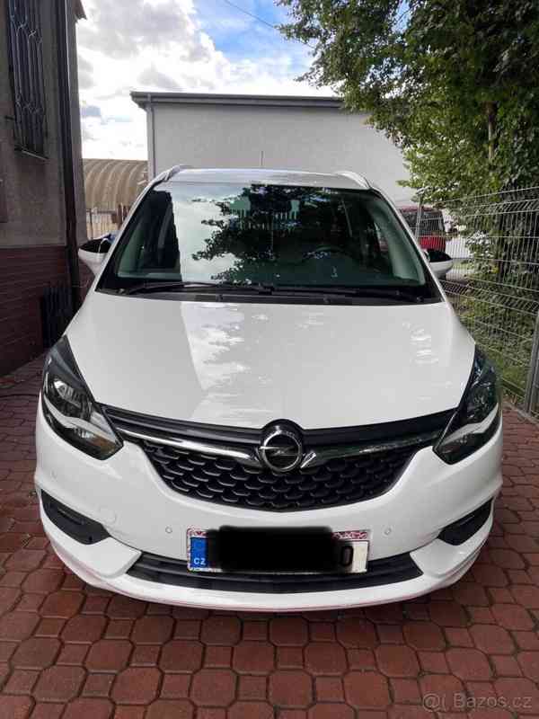 Opel Zafira 1,4   7 míst, Benzín/LPG - foto 6